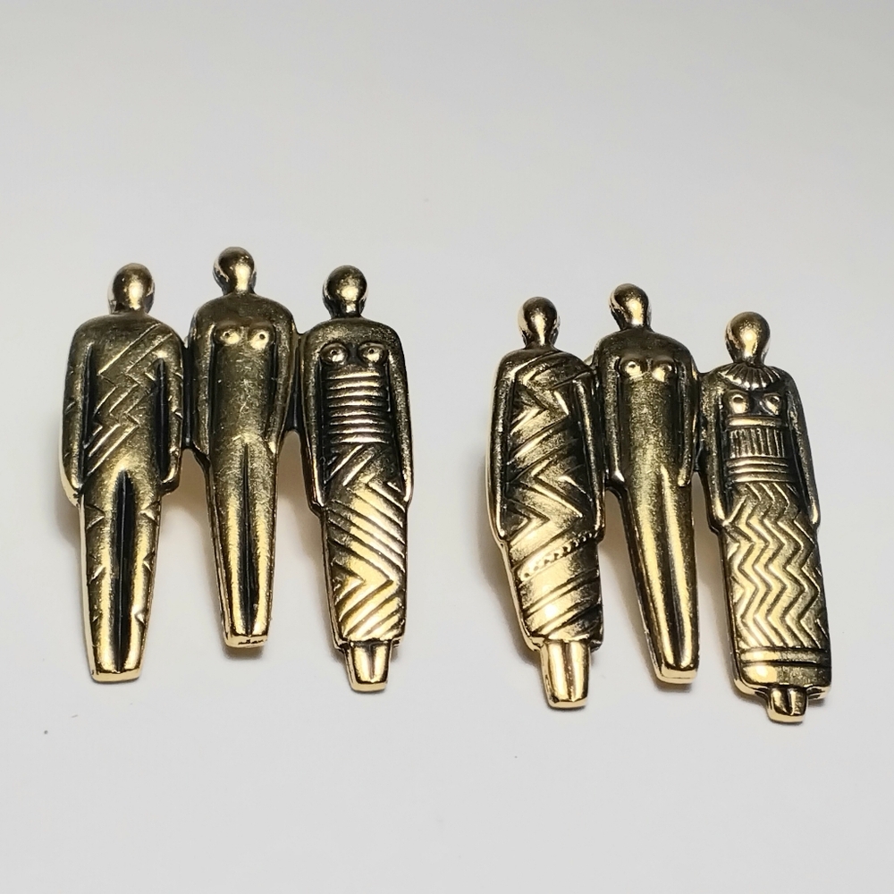Vintage Laurel Burch Tribal Collection gold tone Earrings
